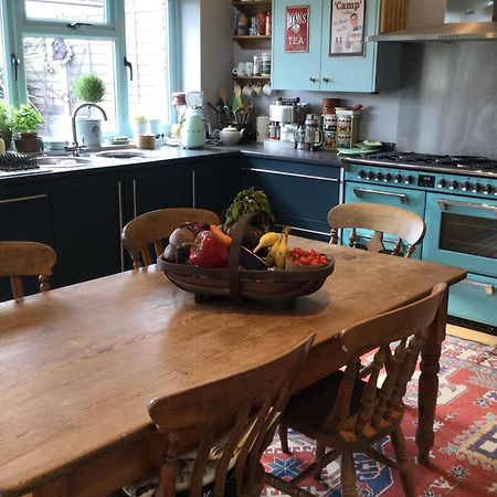 Little Basset Apartment Kingsdown  Luaran gambar